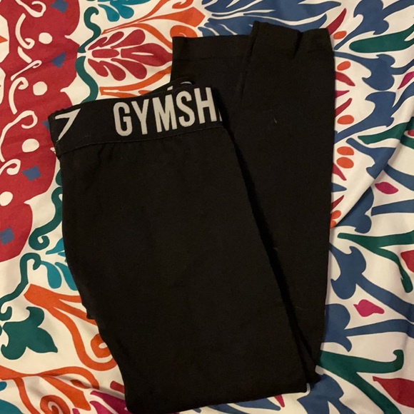 Gym shark tights - Picture 2 of 3
